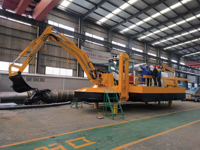 Draga anfibia multifuncional (900 m³/h) con bomba de succión/cubo