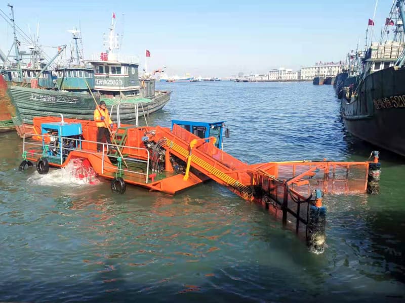 Barco de limpieza automática de agua/Recolector de malezas acuáticas/Barco desnatador de basura